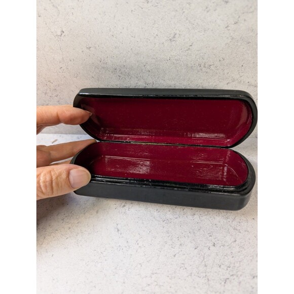 Hand-Painted Russian Lacquer Box – Peacock Scene – Long Trinket Box Red Interior - Picture 4 of 9